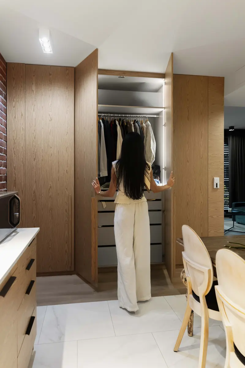 Garderoba w apartamencie premium, oferta off-market